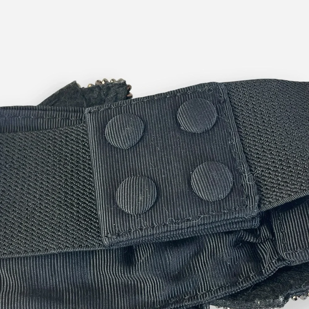 White House Black Market Feel Beautiful Belt Small Rhinestone‎ Stretch Crystals